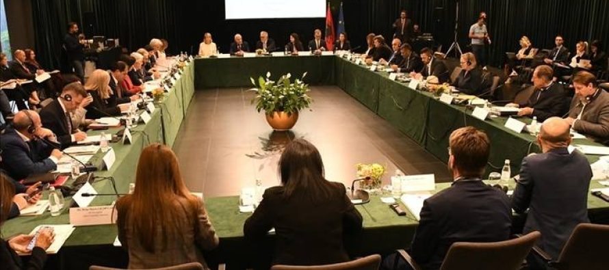 Mbahet takimi i Komisionit Parlamentar të Stabilizim-Asociimit BE-Shqipëri