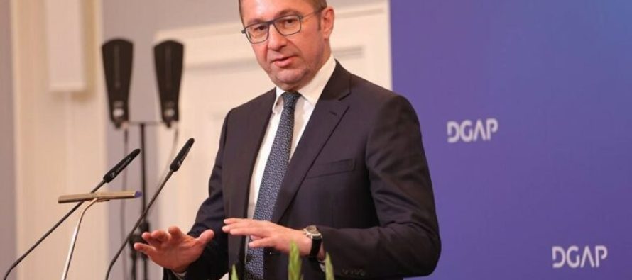 Mickoski: Po përpiqemi të zhbllokojmë procesin eurointegrues për vendin