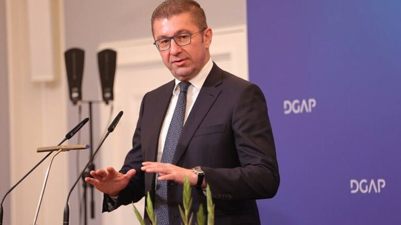 Mickoski: Po përpiqemi të zhbllokojmë procesin eurointegrues për vendin