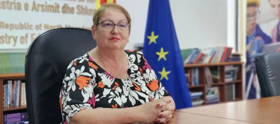 A do të ketë probleme me mësuesit pas ndryshimeve në ligjin për arsim fillor?