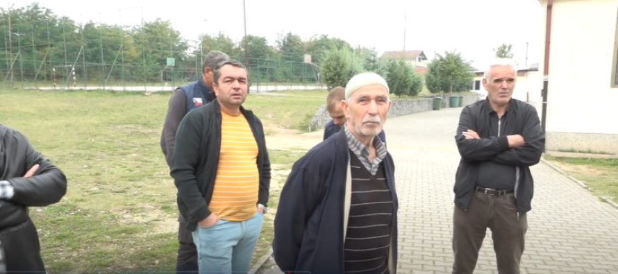 Nxënësit e Moranës ka tre ditë që bojkotojnë mësimin