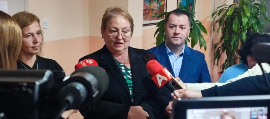 Janevska me rastin e Ditës Botërore të Mësuesit: Nuk do ta harojmë premtimin tonë për ta bërë jetën e mësimdhënësve më dinjitoze