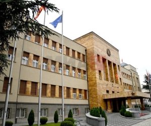 Rezolutë në Kuvend: Kërkohet që provimi i jurisprudencës të mbahet edhe në shqip