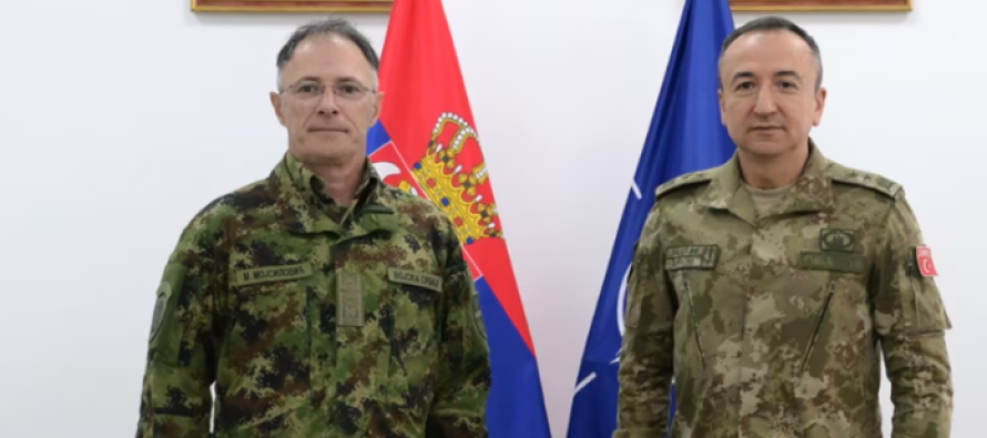 Shefi i Ushtrisë së Serbisë bisedon me komandantin e KFOR-it për sigurinë në Kosovë