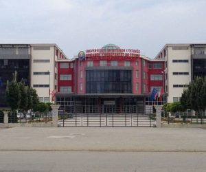 Alarm për bombë edhe në UT: Evakuohen studentët dhe stafi