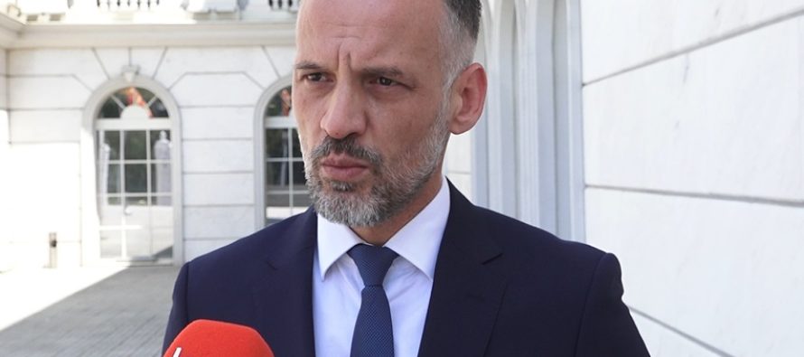 Kocevski ka humbur legjitimitetin dhe kredibilitetin, duhet të largohet, thotë Fetai