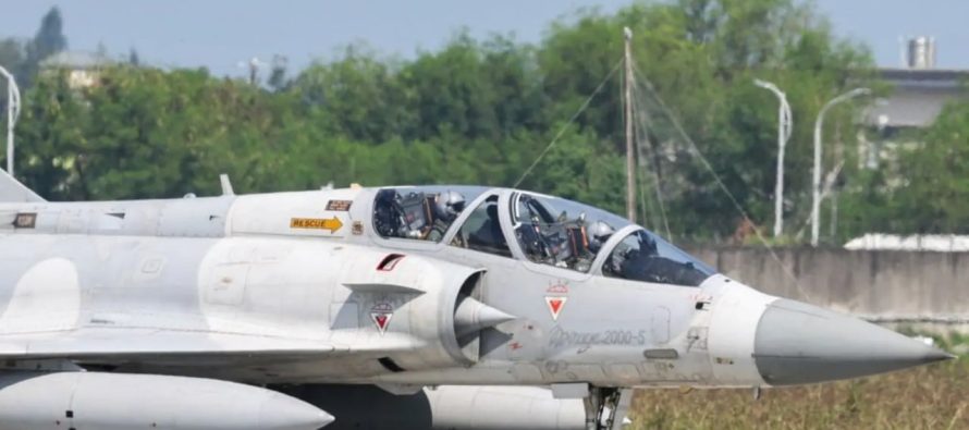 Ushtria e Tajvanit vihet në gatishmëri: Kina nis 11 anije e 25 avionë, SHBA e shqetësuar!