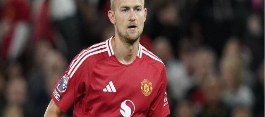 De Ligt mbron Ten Hag: Di si t’i motivojë lojtarët e tij