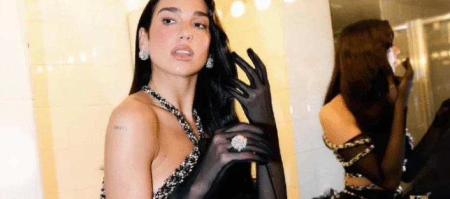 Dua Lipa përballet me kritika pas performancës akustike në ‘Tiny Desk’ në New York
