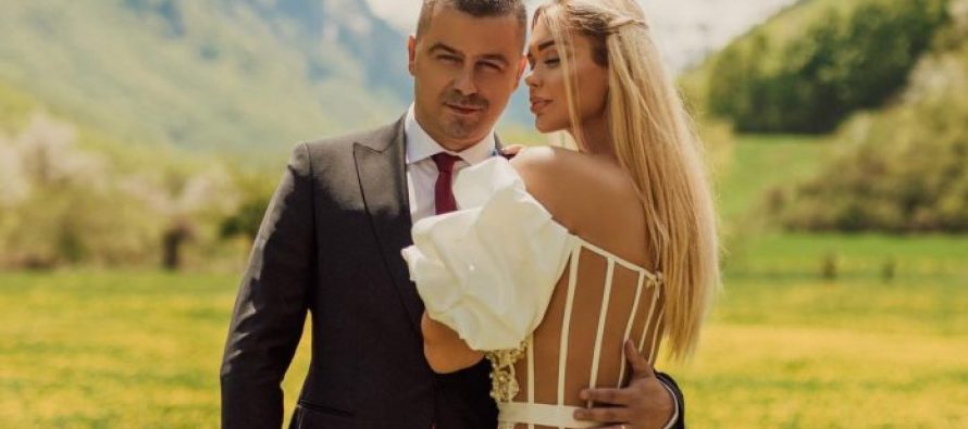 Eni Koçi do të ju emocionoj me këtë urim për të bijën
