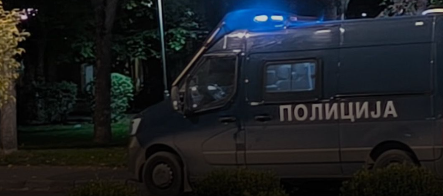 Gjuajtje me armë zjarri para komunës së Çairit