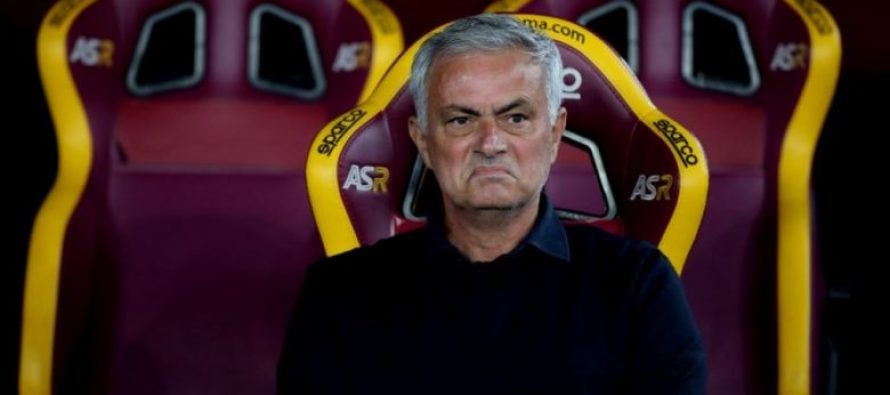 “Mourinho më quajti tradhtar rreth tetë herë në dhomat e zhveshjes dhe kurrë nuk kërkoi falje”, ish-lojtari i Romës zbulon se si mbeti i tronditur