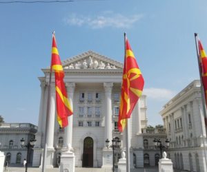  “11 miliardë euro borxh i ri, Maqedonia e Veriut drejt humnerës”