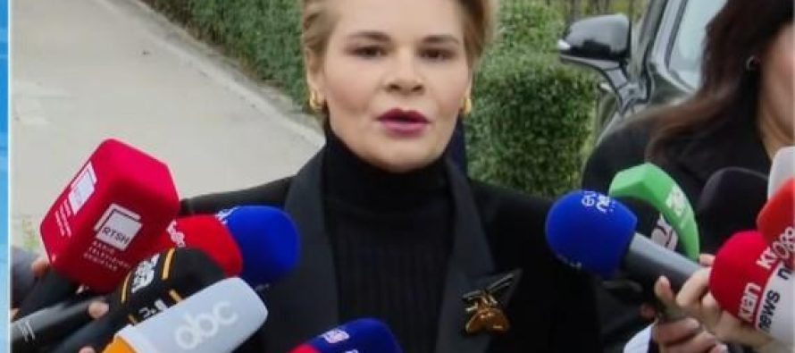 I komunikohet masa detyrim paraqitje, Kryemadhi: Dhjetëra faqe me fjali boshe