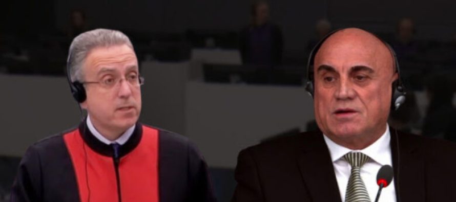 Mbrojtja e Thaçit-Gecit: Mundohuni ta largoni politikën nga përgjigjet që jepni