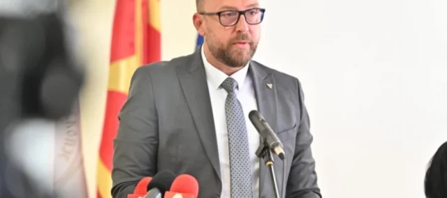 Ljutkov: Në shtatë-tetë vitet e mëparshme, një pjesë e madhe e projekteve u shpërndanë “nga mëngët”