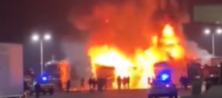 Zjarr pranë një pompe të derivateve në Shkup