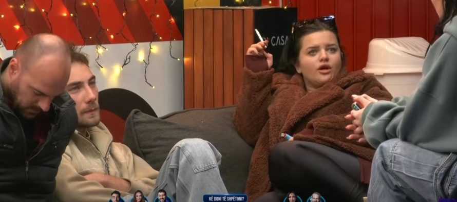 Gresa, Anisës: Pse po e ndjek Drilonin kudo që shkon? (VIDEO)