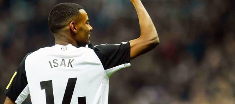 Chelsea ëndërron sulmuesin suedez Isak, Newcastle kërkon të përfitojë 100 milionë!