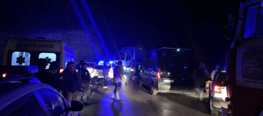 Vazhdojnë kërkimet për gjetjen e shoferit | VIDEO