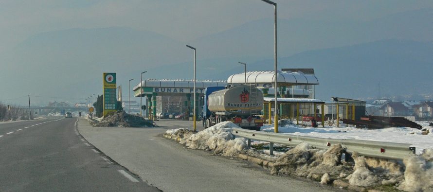 Trafiku po zhvillohet në kushte dimërore