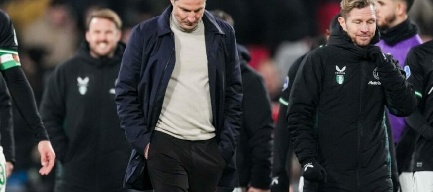 Zyrtare, trajneri largohet dy ditë para ndeshjes Feyenoord-Milan