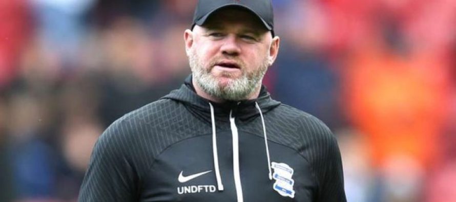 Wayne Rooney zbulon kundërshtarin më të vështirë me të cilin është përballur gjatë karrierës së tij