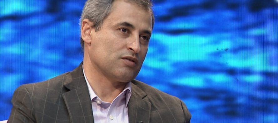 Ish-ambasadori Çejku: Më të persekutuarit në Maqedoninë e Veriut janë ortodoksët shqiptarë