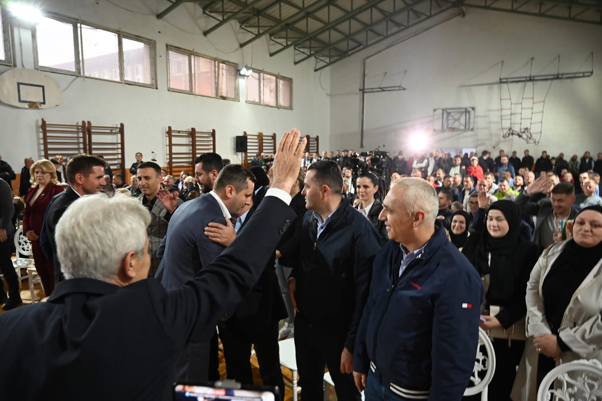 Ahmeti nga Haraçina: Nuk do të dorëzohemi përballë padrejtësive ndaj shqiptarëve”