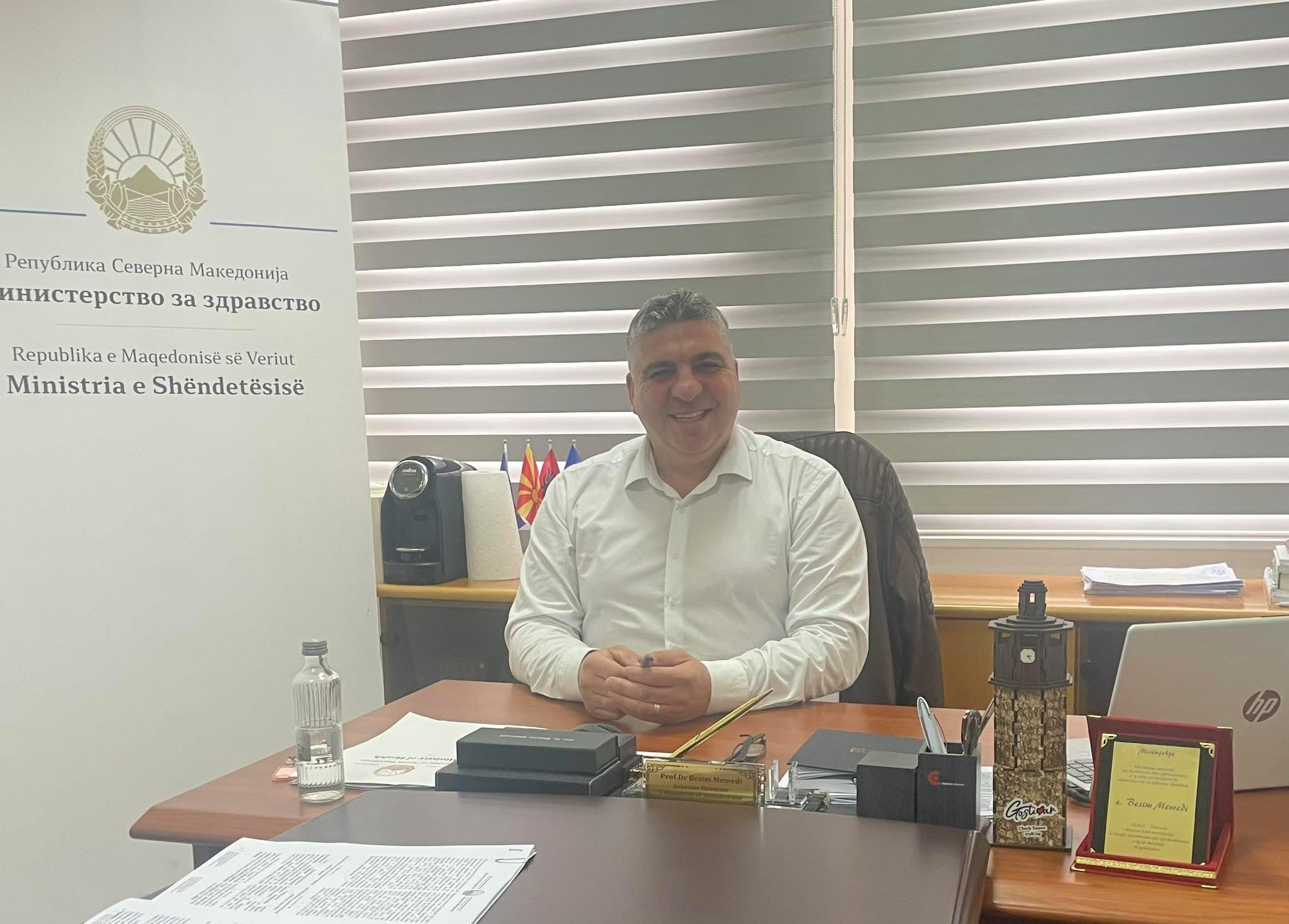 Besim Memedi jep dorëheqje nga posti i Sekretarit Shtetëror në Ministrinë e Shëndetësisë