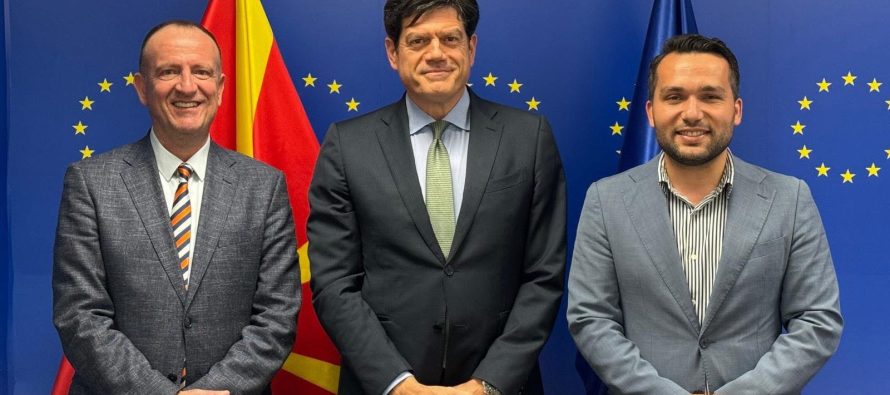 Takim me Rokas, Taravari siguron BE-në për vazhdimin e kursit europian