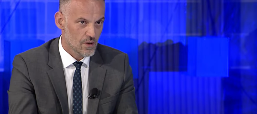 Fetai mbron Mickoskin, sulmon Taravarin – fajëson ASH-në për largim nga Qeveria
