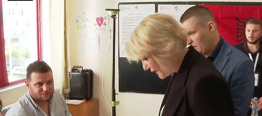 Altin Dumani voton në Tiranë, nuk komenton për mediat