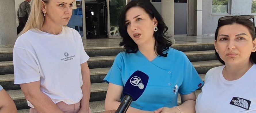 Infermieret në Tetovë as vendime pune, as rrogat e mbetura – kërkojnë takim me ministrin e ri të Shëndetësisë