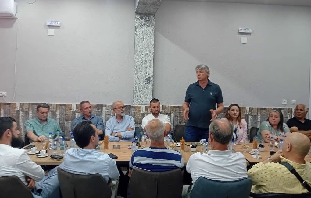 Sela gati për ribashkimin e ASH së   Porosi Fetait  S ka lidhje me gjenezën e partisë