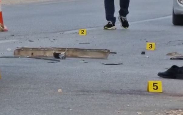 Aksident: Lëndohen katër adoleshentë, një grua e re dhe një fëmijë dy vjeç