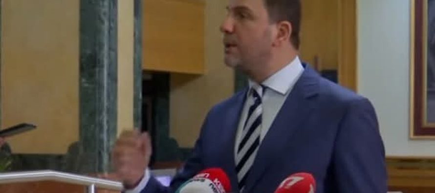 Krasniqi: Në këtë rrugë të errët i gjithë vendi po rrezikon të shkojë drejt humnerës