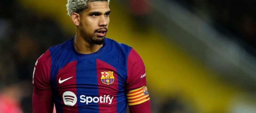 Thierry Henry kritikon ashpër Ronald Araujo pas golit të Newcastle