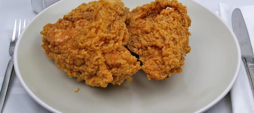 Gjoksi i pulës nga KFC – 39g proteina në vetëm 390 kalori