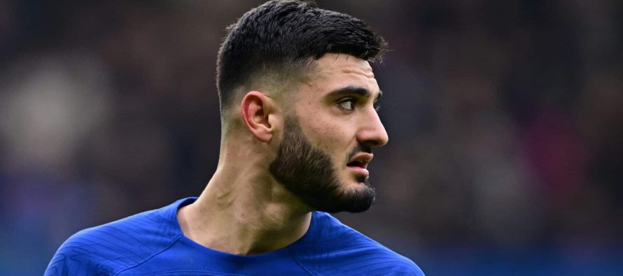 Armando Broja i ofrohet Barcelonës – opsion për sulmin në verë