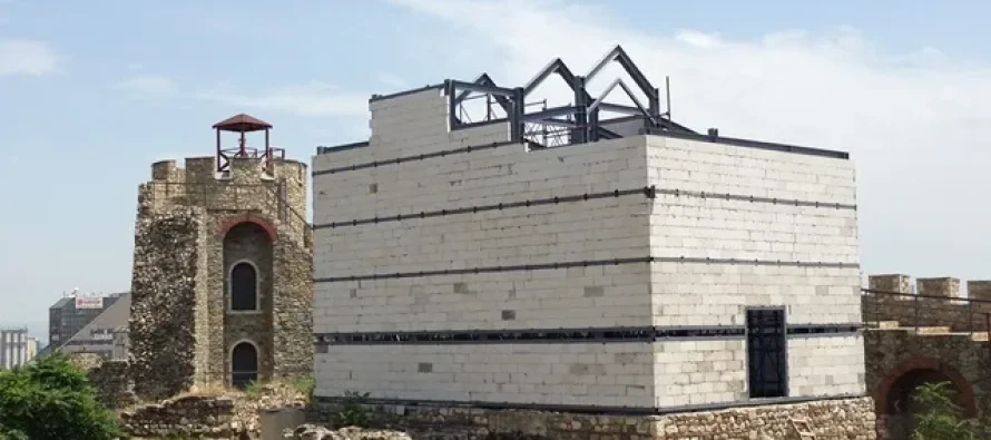 Vazhdon ndërtimi i Kishës në Kalanë e Shkupit, reagon ashpër partia e Ziadin Selës