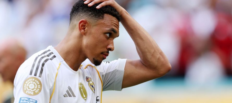 Trent Alexander-Arnold në dyshim për gjysmëfinalen ndaj PSG-së – lëndim në stërvitje