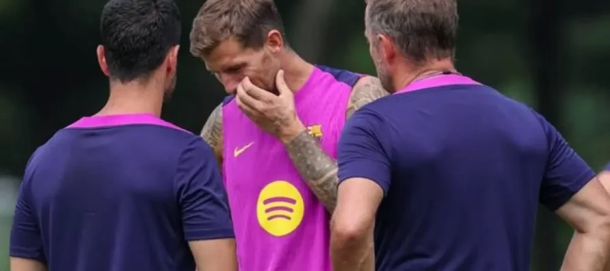 Flick pa fjalë: Largimi i Iñigo Martínez trondit Barcelonën para sezonit të ri