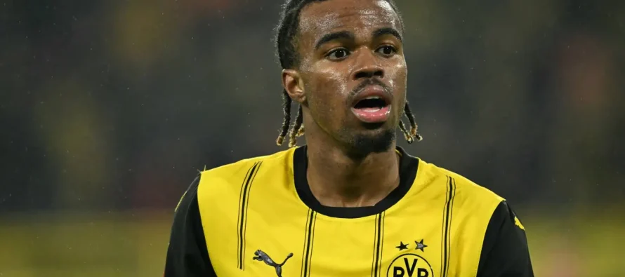 Chelsea shet Chukwuemekan te Dortmund, përfshin klauzolë shitjeje