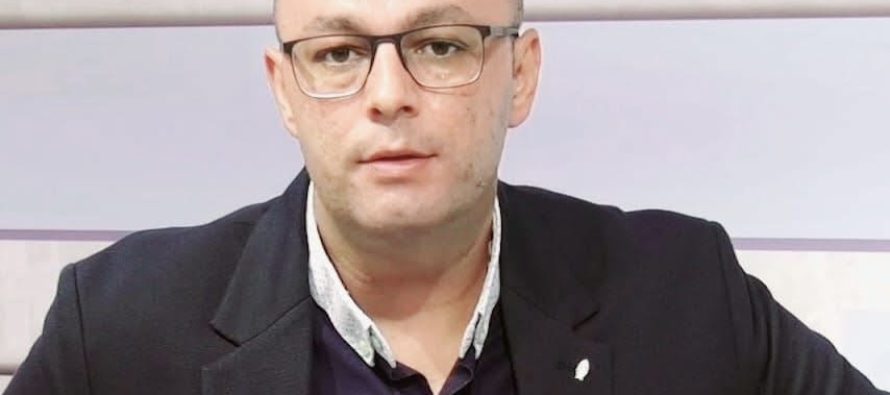 Gazetari Bilalli: Qeveria mashtron për pagat, të ardhurat rriten më pak se shpenzimet!