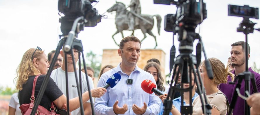 Osmani: Mickoski po kthen shqiptarët para Marrëveshjes së Ohrit – Zgjedhjet, referendum!