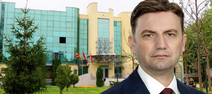 Osmani paralajmëron luftë pa kompromis kundër ndërtimeve ilegale në Çair