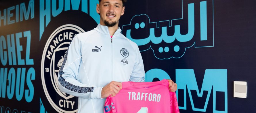 City mbyll derën për largimin e James Trafford – mbetet në skuadër