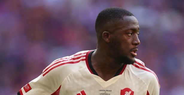 Konaté ende pa marrëveshje me Liverpool  bisedimet vazhdojnë