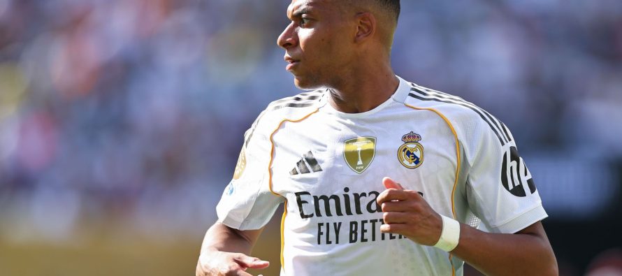 Avokatët e Mbappé në selinë e PSG-së, përplasje e re ligjore për pagesat